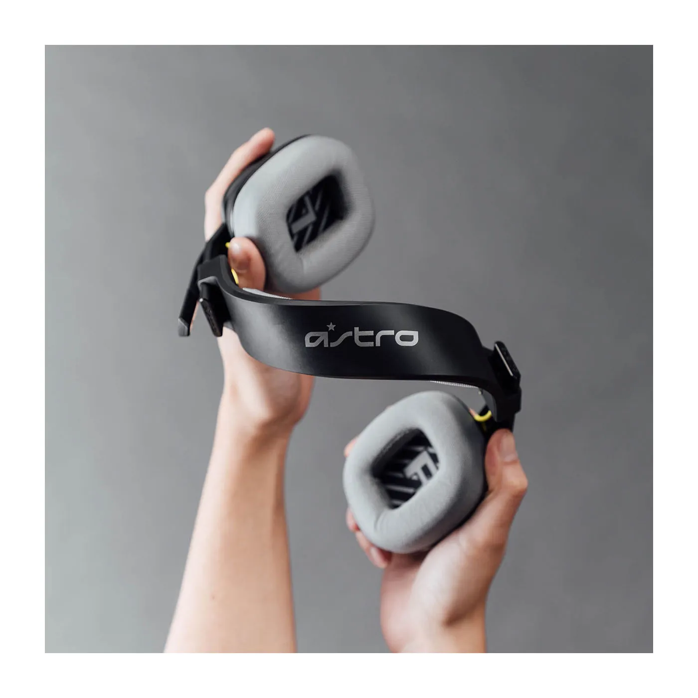 Audífonos de Diadema ASTRO Alámbricos Over Ear A10 2da Gaming Multiplataforma Negro