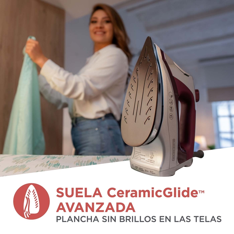 Plancha de Ropa BLACK+DECKER Temeperatura avanzada D3501 Vinotinto Plancha de Ropa BLACK+DECKER Temeperatura avanzada D3501 Vinotinto